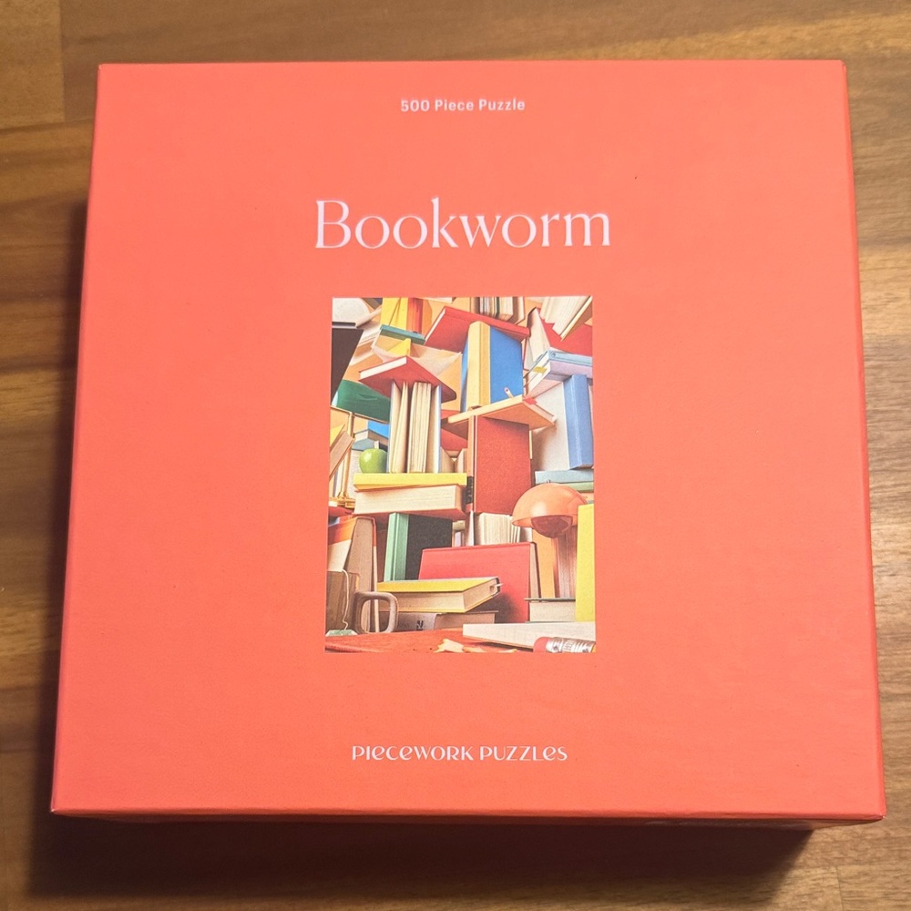 Bookworm 500-Piece Puzzle - Coral